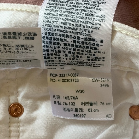 Levi’s | 501 button fly raw hem cut off high rise denim shorts white siz… - Picture 7 of 12